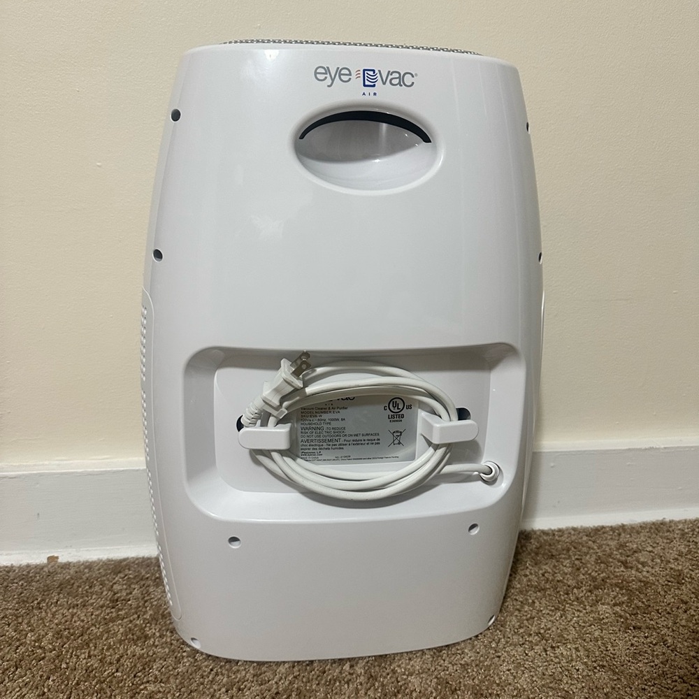EyeVac White Air Purifier and Touchless Vacuum